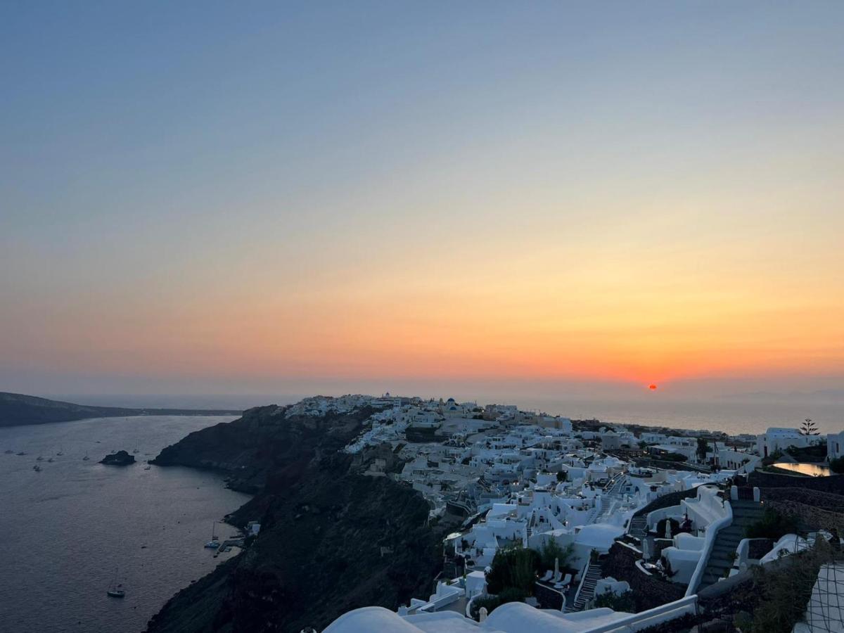 Captain John Villas Oia - Caldera & Sunset View Eksteriør billede